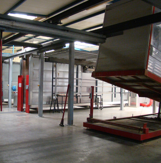 futurol_cabine_laquage_1
